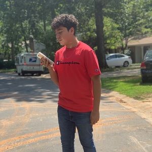 Meet your Posher, Andres
